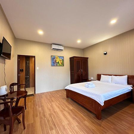 Bungalow Hotel Chi Khu Co Ong Buitenkant foto