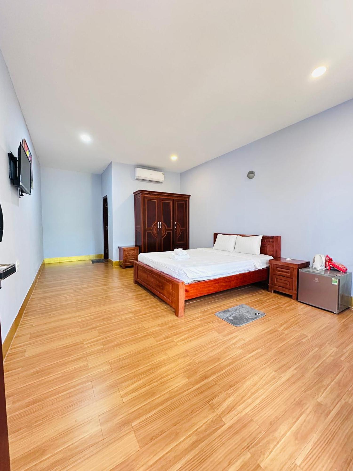 Bungalow Hotel Chi Khu Co Ong Buitenkant foto