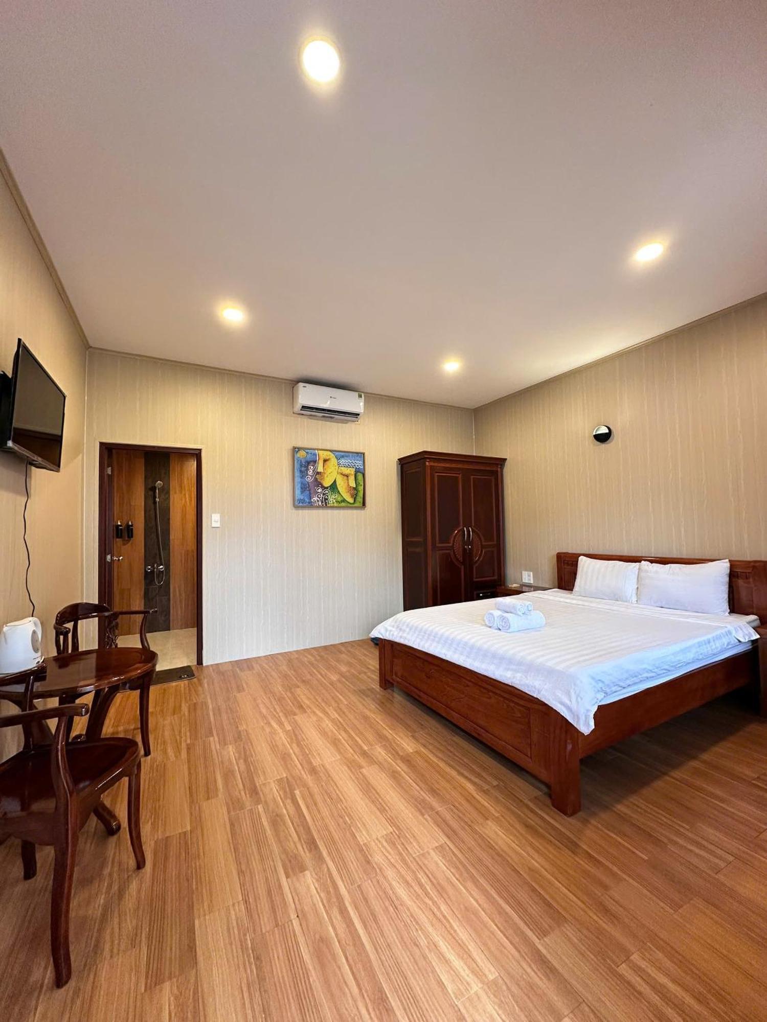 Bungalow Hotel Chi Khu Co Ong Buitenkant foto