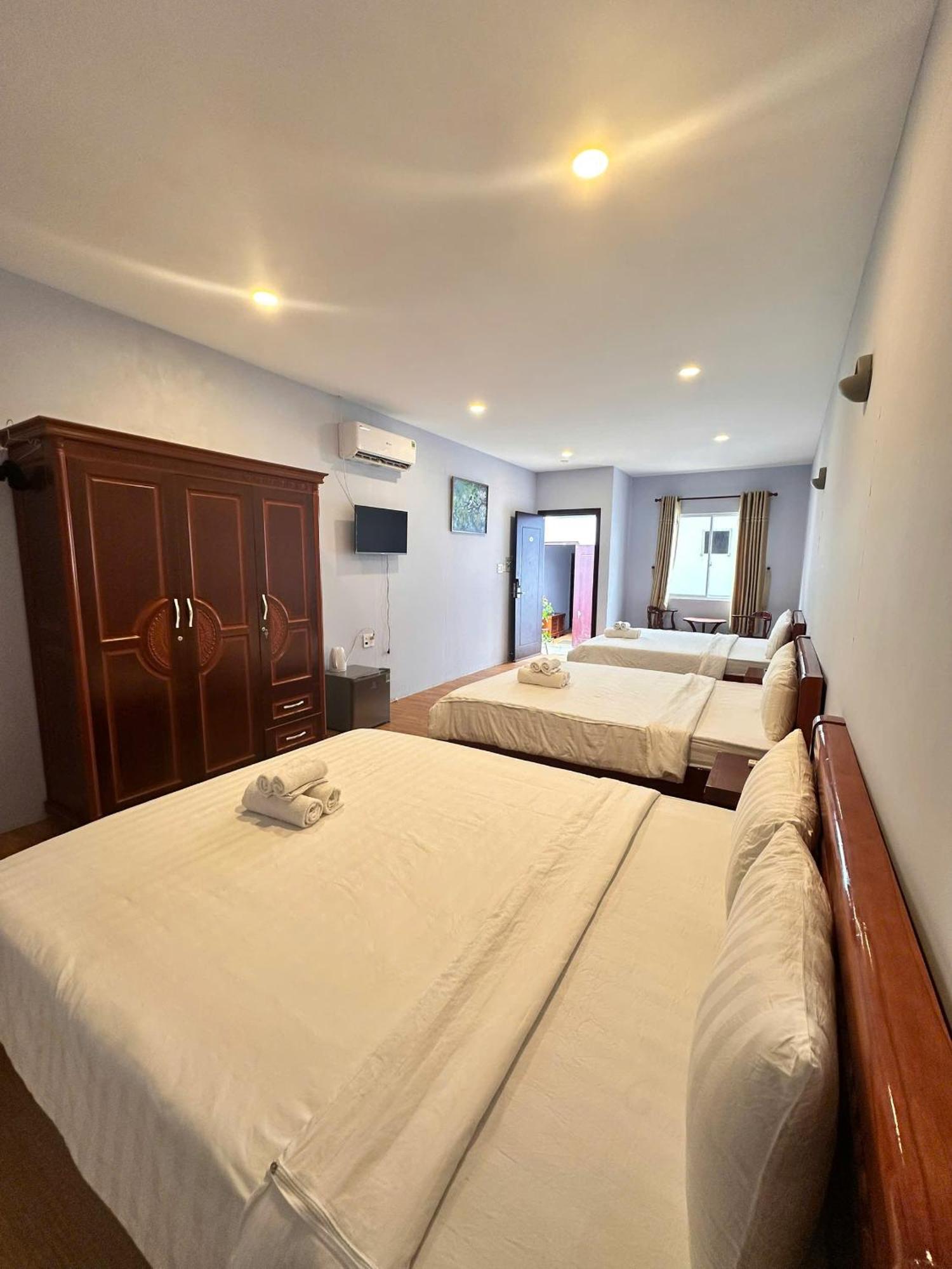 Bungalow Hotel Chi Khu Co Ong Buitenkant foto